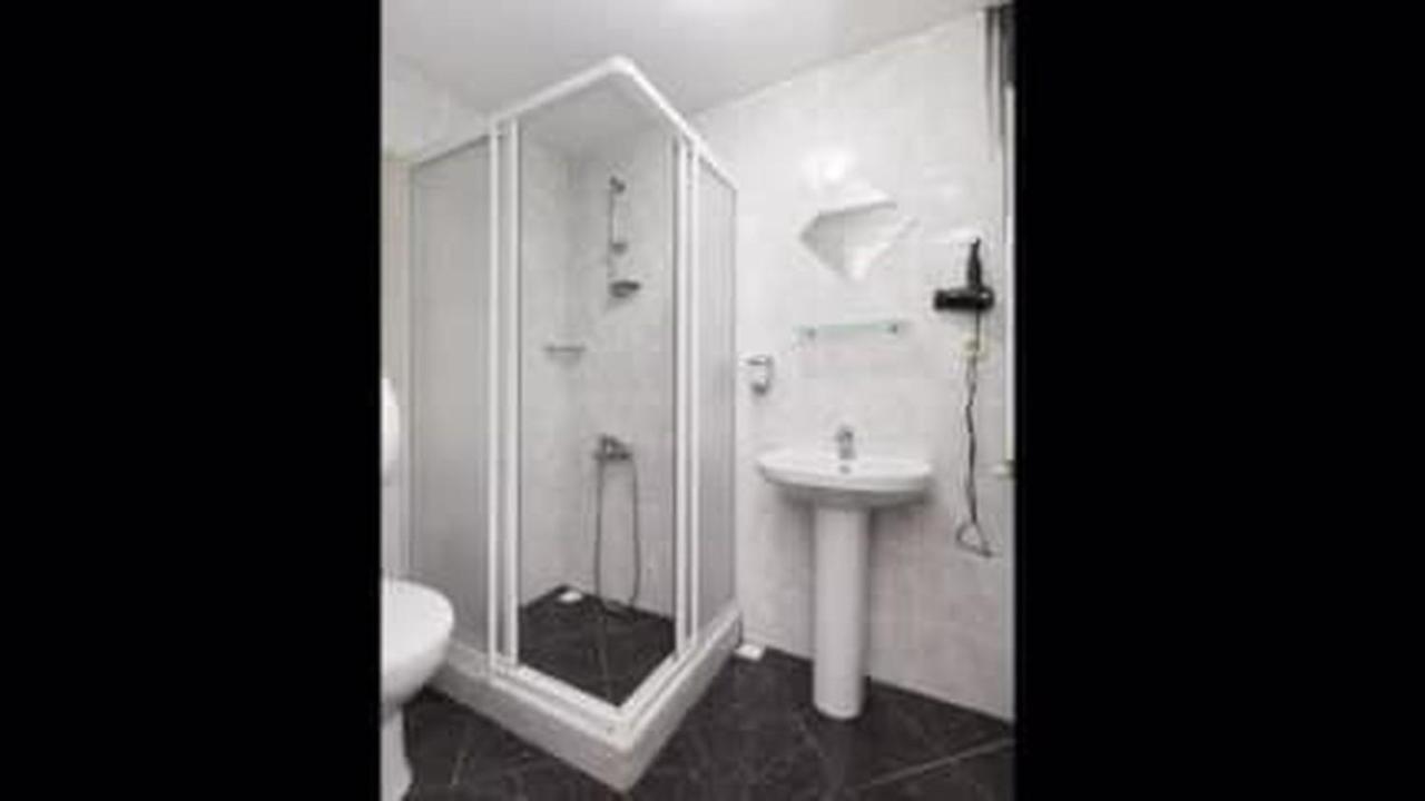 Galata West Hostel Istanbul Eksteriør bilde