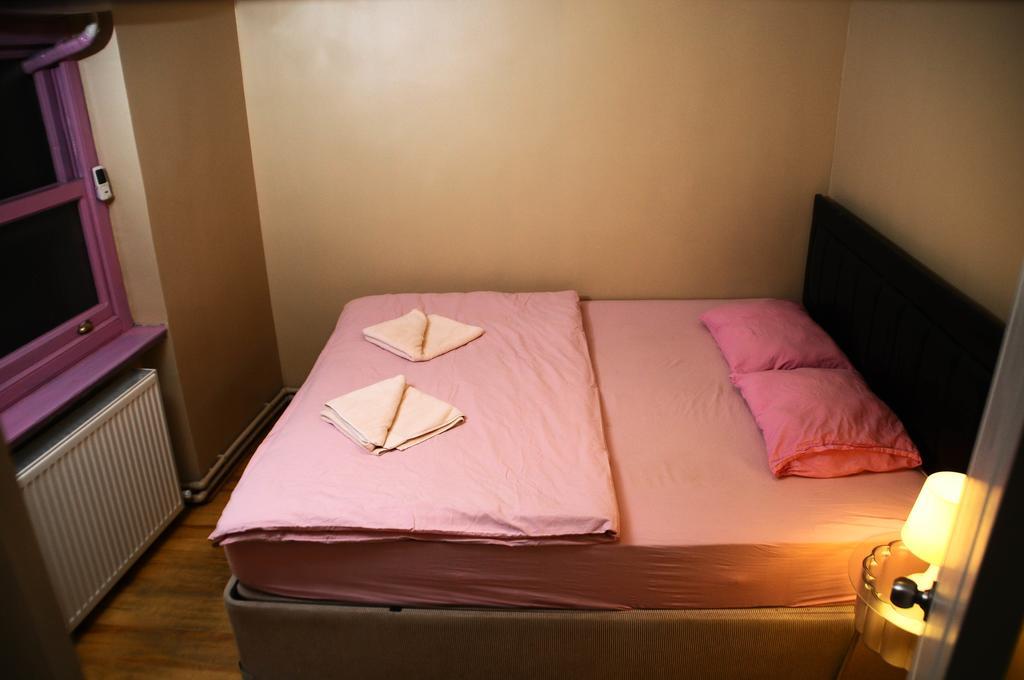 Galata West Hostel Istanbul Rom bilde
