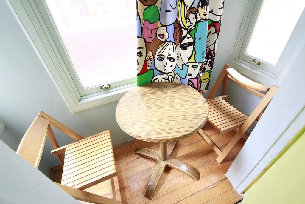 Galata West Hostel Istanbul Rom bilde